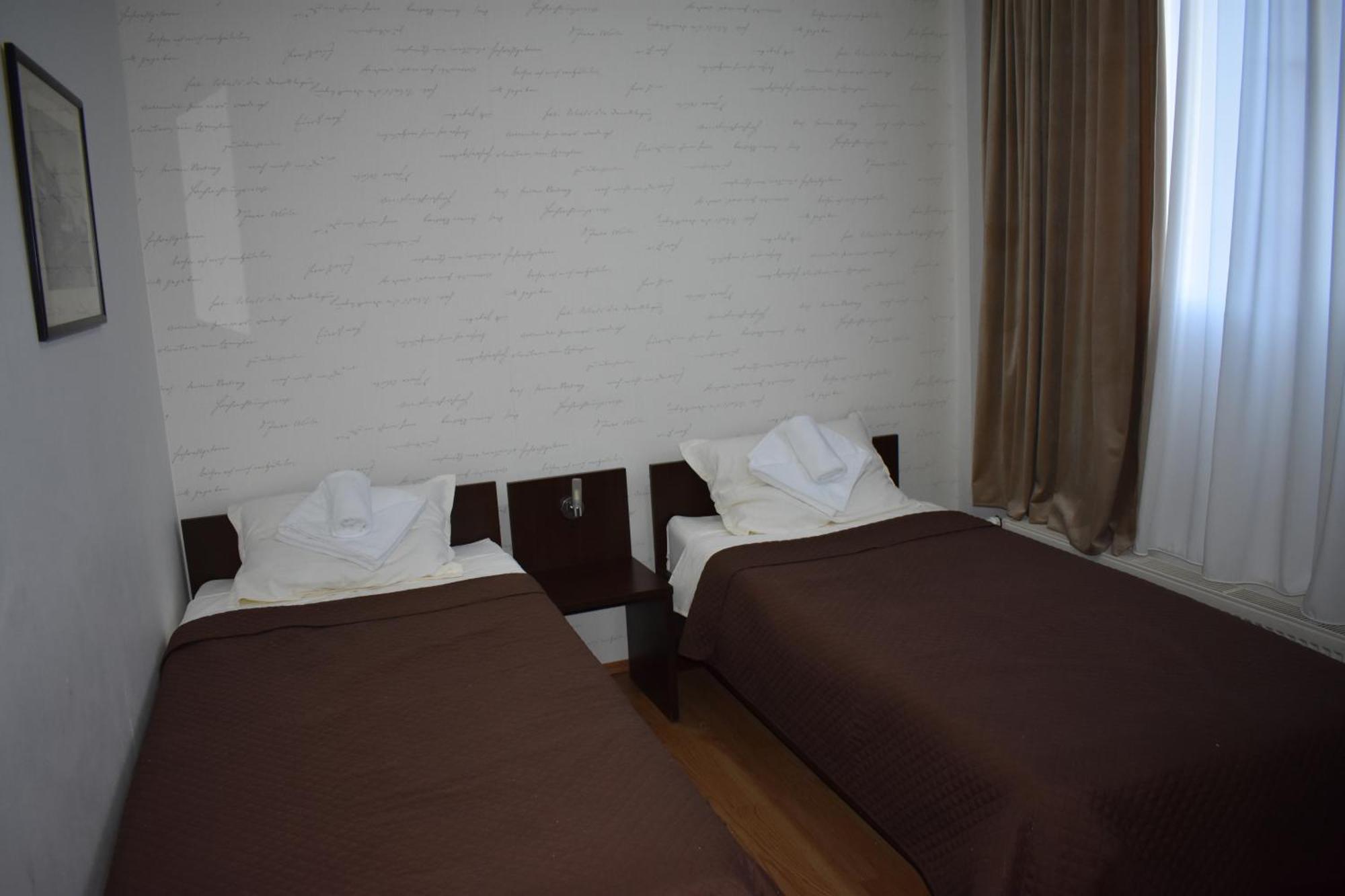Garni Hotel Lion Jagodina Εξωτερικό φωτογραφία
