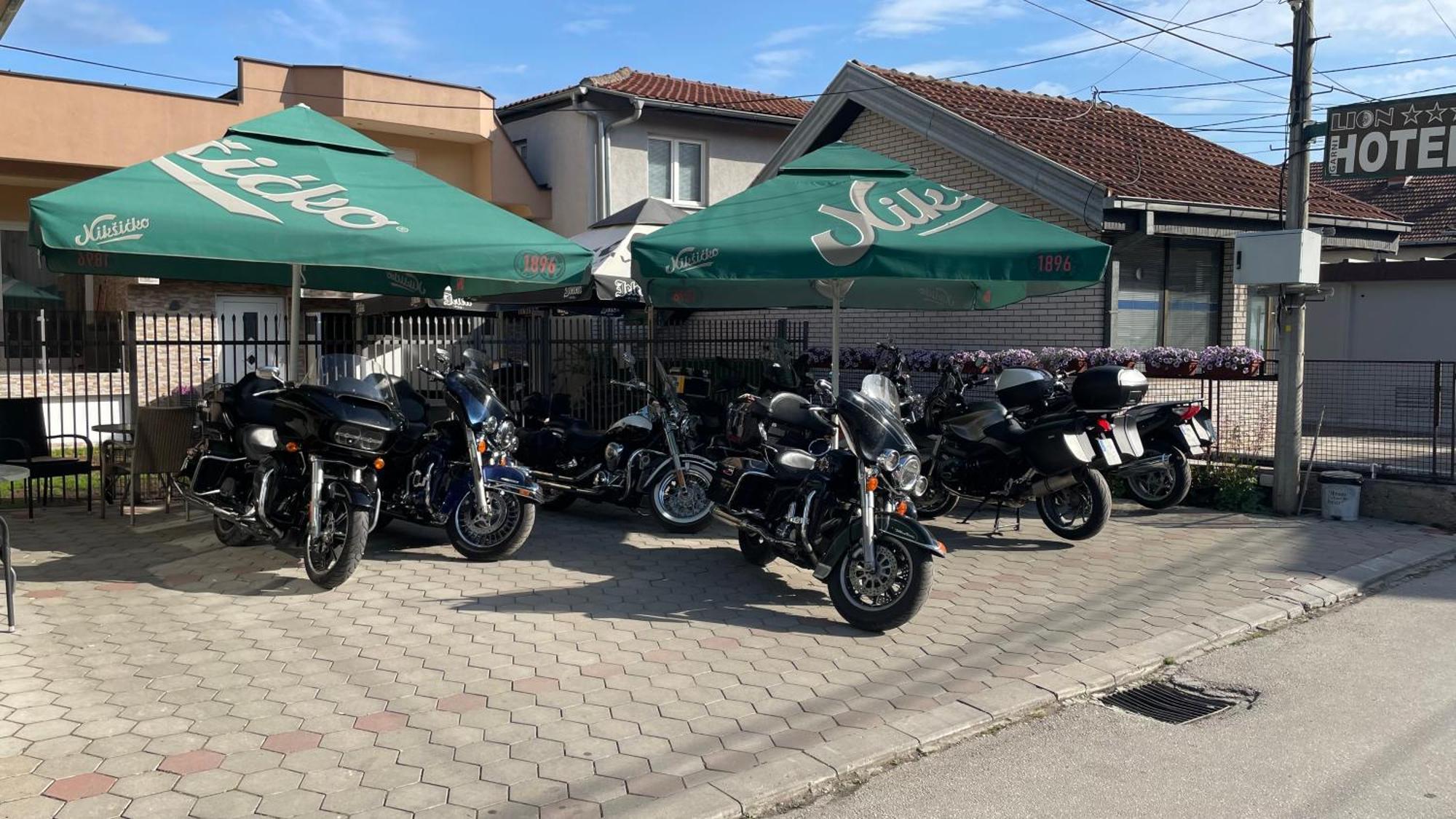Garni Hotel Lion Jagodina Εξωτερικό φωτογραφία